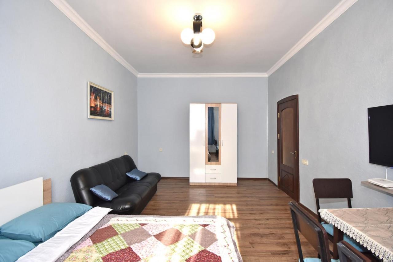 Apartment Near Sasundci Davit Metro Station *